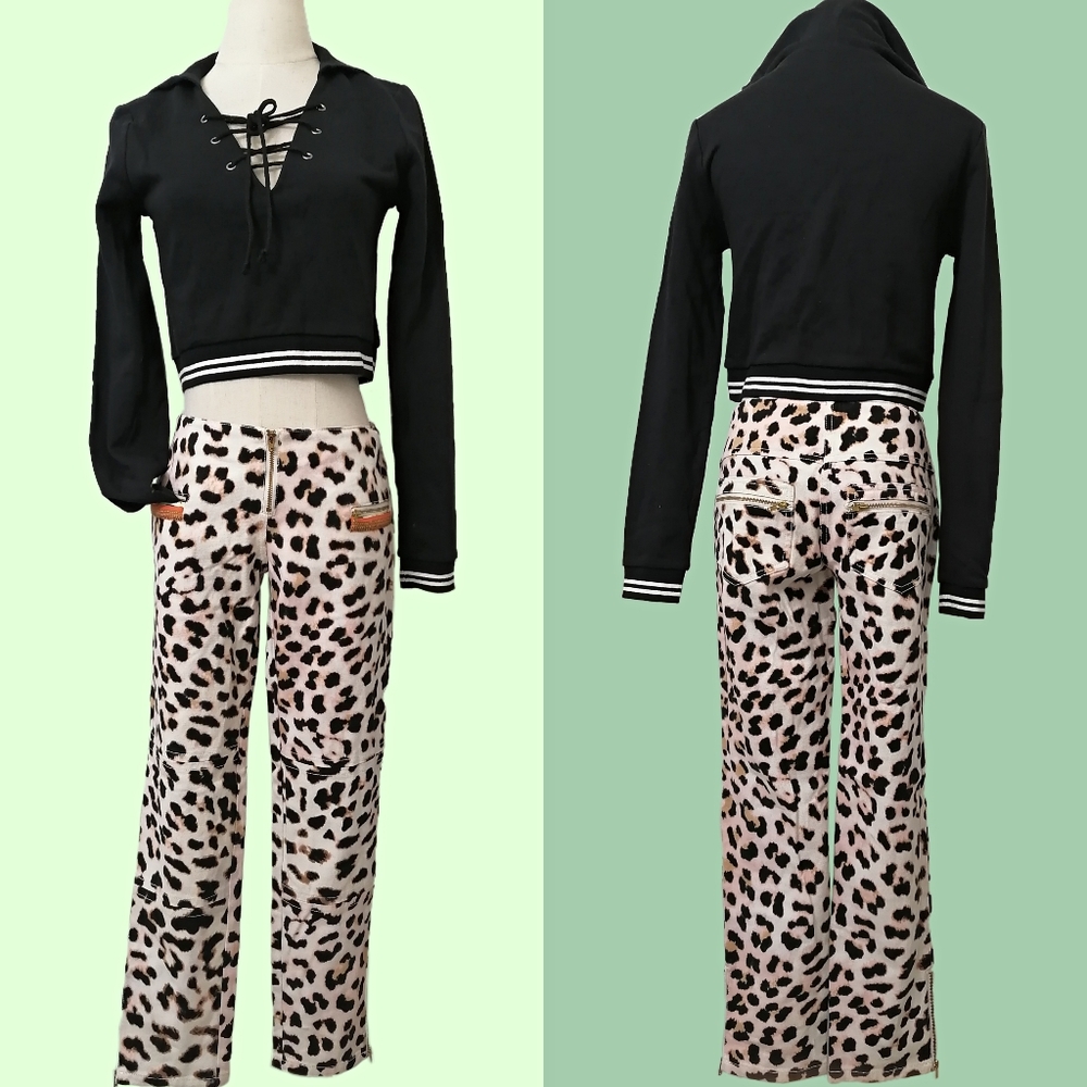 Unique y2k leopard patterned jeans